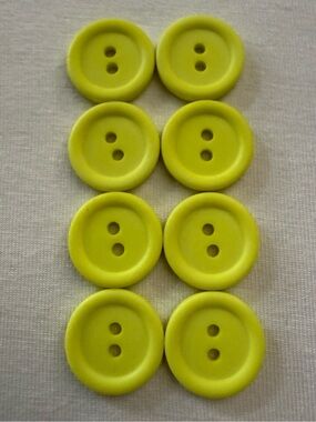 EUVC 3/4 Inch Matte Plastic Neon Yellow Two-Hole Sewing Buttons - Pack of 8